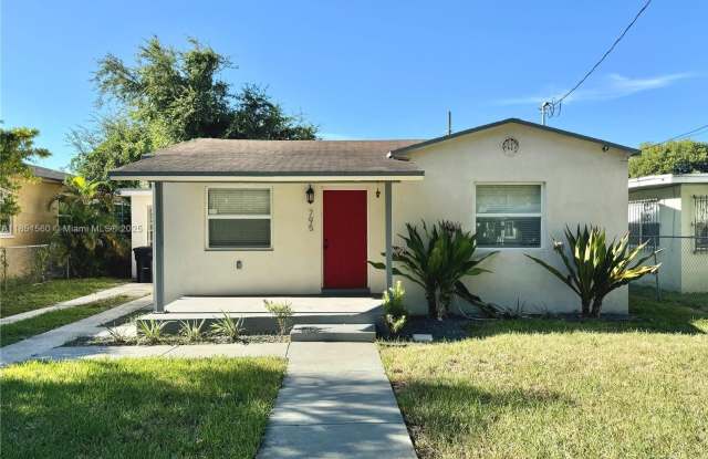 795 NW 52nd St photos photos