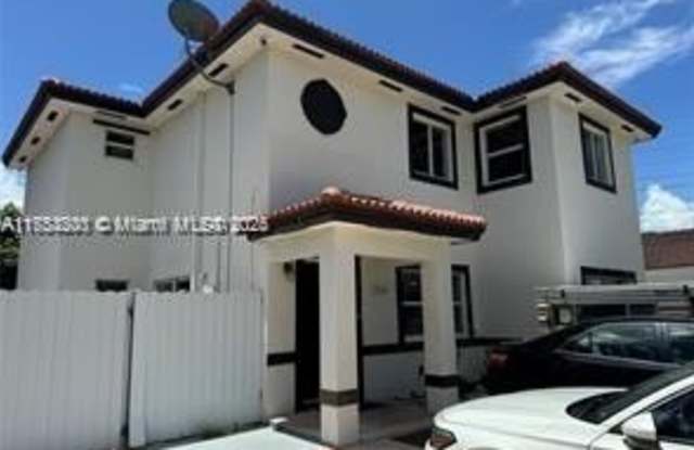 12818 SW 259th St - 12818 Southwest 259th Street, Princeton, FL 33032