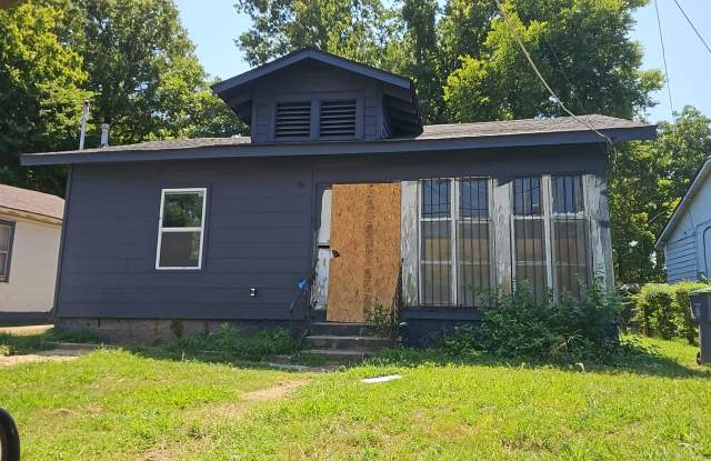 2531 Pershing Ave photos photos