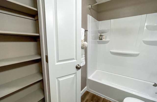Vanderbilt Apartments Gallery 4