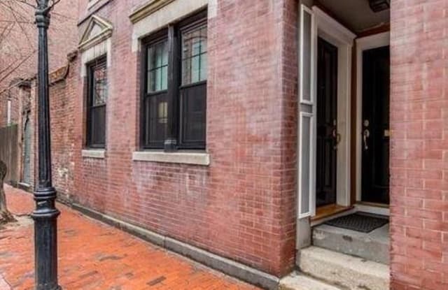 85 Myrtle Street Gallery 2
