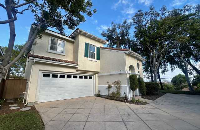 3 Bedroom(plus loft), 2.5 Bath Home with Stunning Views and Modern Upgrades photos photos