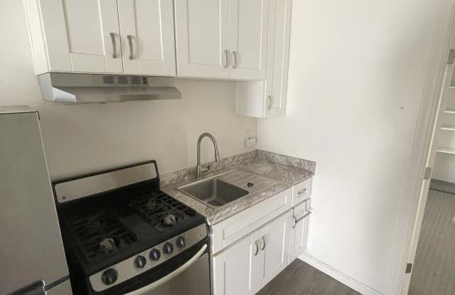 2968 E St photos photos