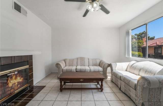 4302 Lynnann Drive Gallery 3