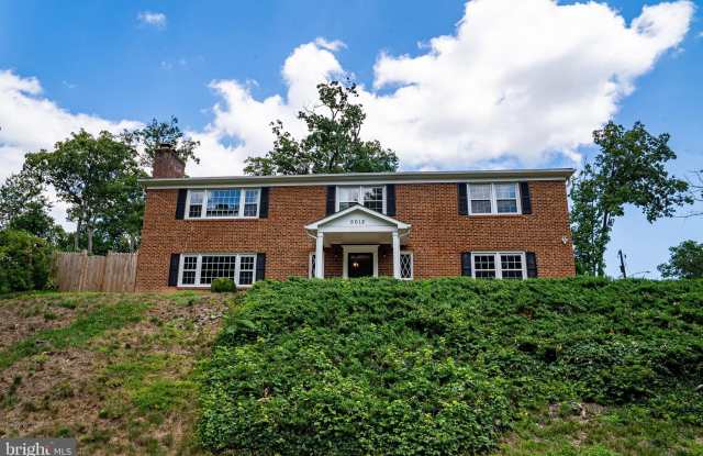 5012 LARNO Drive Gallery 2