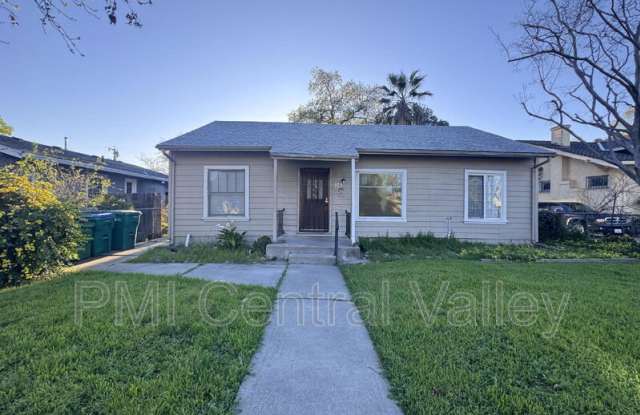 1141 N Sierra Nevada St. photos photos