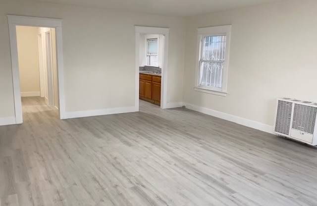 438 E 16th St photos photos