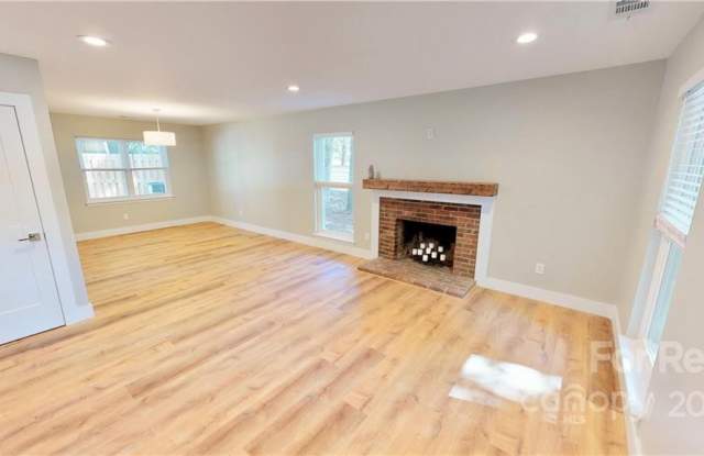 100 Beckham Court Gallery 3