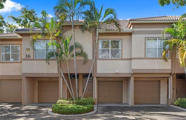 604 ARBOR LAKE LANE - 604 Arbor Lake Lane, Tampa, FL 33602