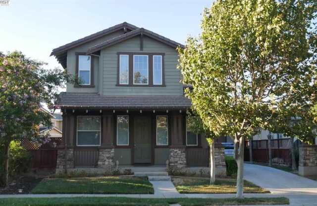 Coming Soon! Mountain House-A Commuter's Dream! photos photos
