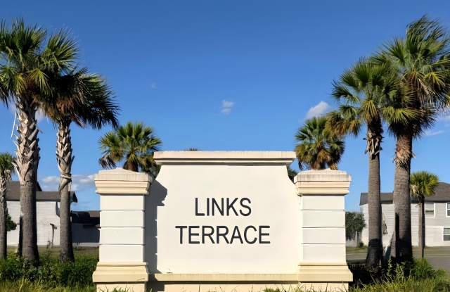 185 Links Terrace Boulevard Gallery 2