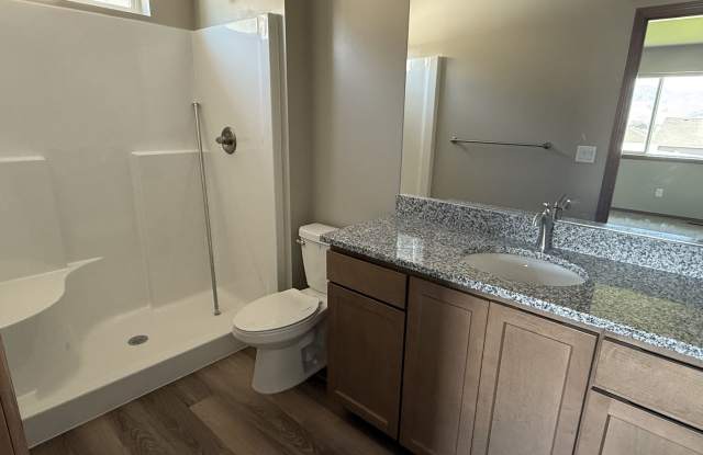 Brand New 3 bed, 2 bath Rambler in East Wenatchee! Gallery 3
