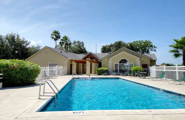 Oasis Club Apartments photos photos