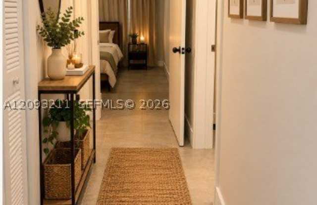 645 Palmetto Dr Gallery 2
