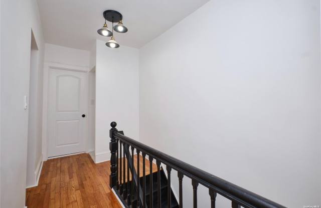 232-16 143rd Avenue Gallery 2