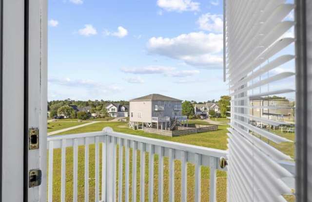 220 Twin Oaks Drive - 1Unit A Gallery 4