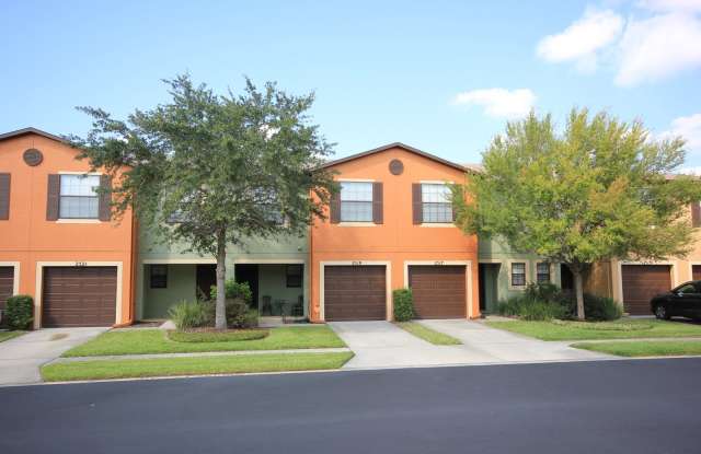 2522 Edgewater Falls Dr - 2522 Edgewater Falls Drive, Brandon, FL 33578