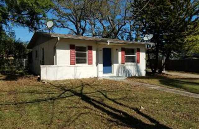 1300 Fountainhead Drive photos photos