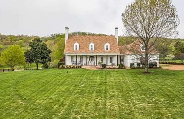 7605 Nolensville Road photos photos