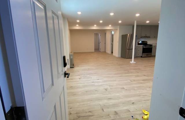 NEWLY RENOVATED 2 bed/ 1 bath Basement Apartment for Rent – All Utilities Included Gallery 1