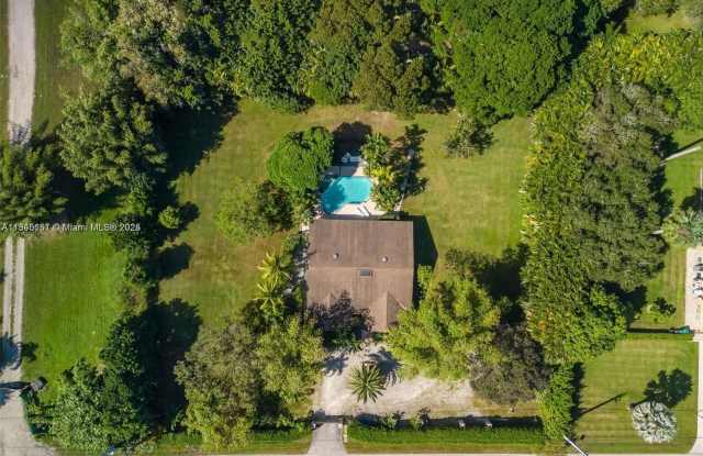 6411 SW 185th Way photos photos