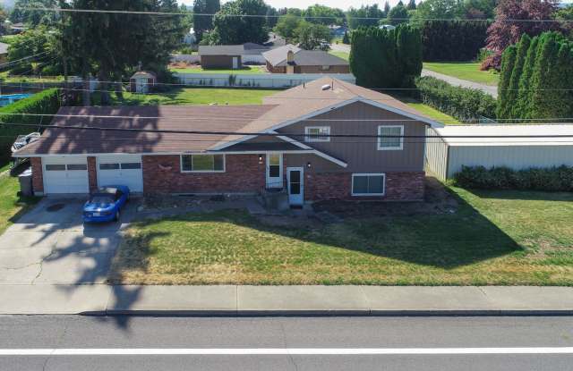 **Available July** 3 Bed, 2 bath property centrally located in Spokane Valley photos photos