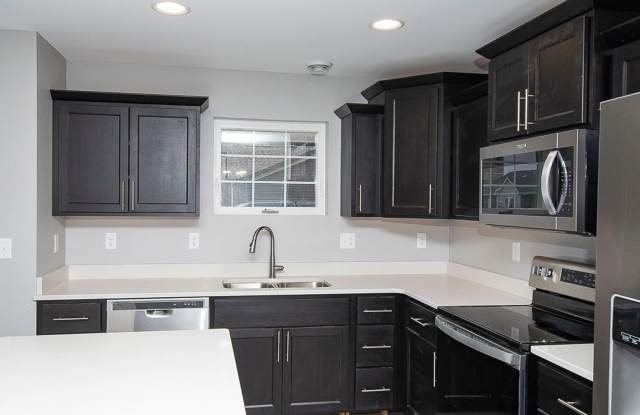 Exquisite 3-Bedroom Home with Modern Elegance and a Great Location!! photos photos