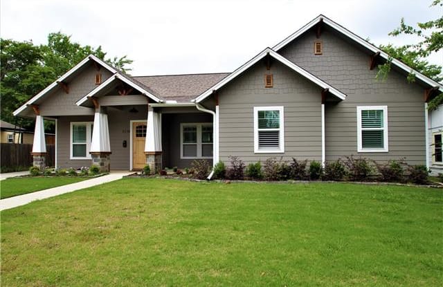 1116 S Pine Street - 1116 S Pine St, Grapevine, TX 76051