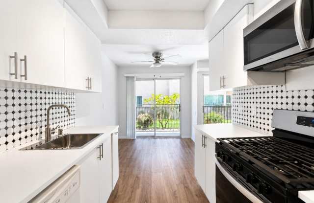 400 N Sunrise Way photos photos
