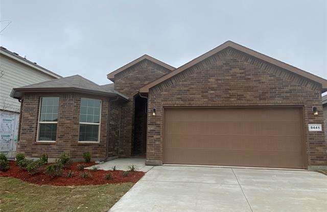 9441 Blaine Gallery 2