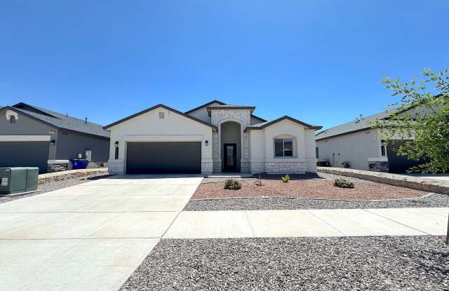 East El Paso 4 bed 2 Bath Refrig A/C! photos photos