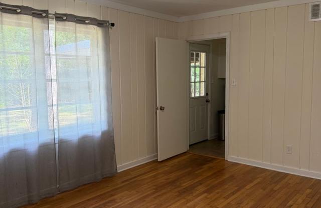 1835 Hill Hedge Dr Gallery 4