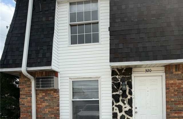 320 Grove Street Gallery 1