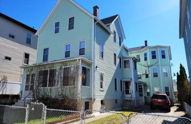 73 1/2 Esther St unit: 3 photos photos