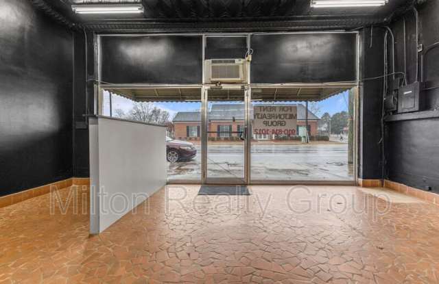 1009 S Main St photos photos