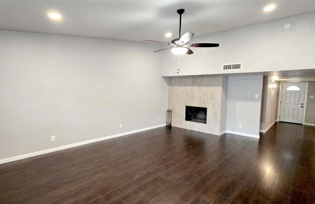 2813 Ripplewood Drive Gallery 3