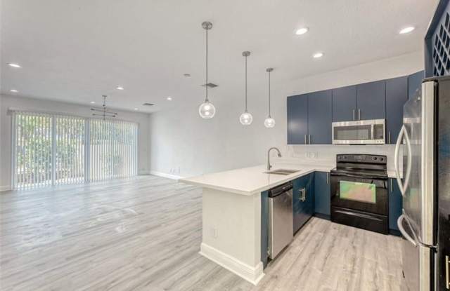 502 SW 4th Avenue 1, Fort Lauderdale, FL 33315 - 1010 Gallery 3