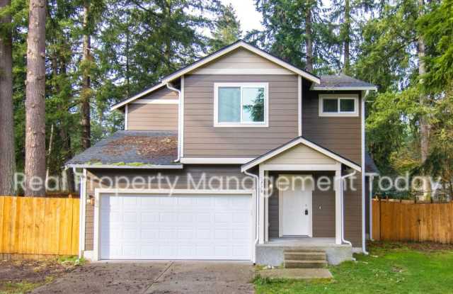 $250 MOVE IN SPECIAL!! Charming 3 Bedroom 2.5 Bath House in Yelm! - 8703 Foxglove Court Southeast, North Yelm, WA 98597