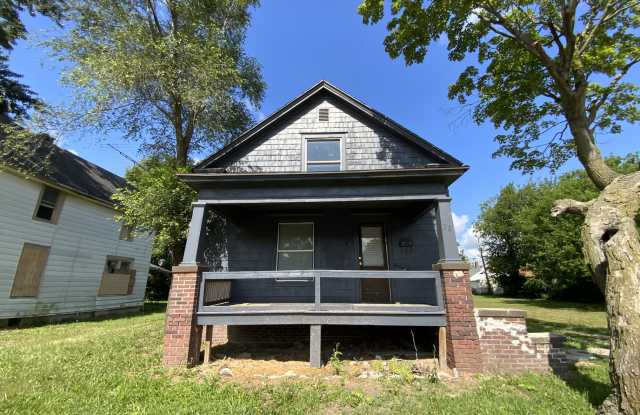 28 S Griffin St photos photos
