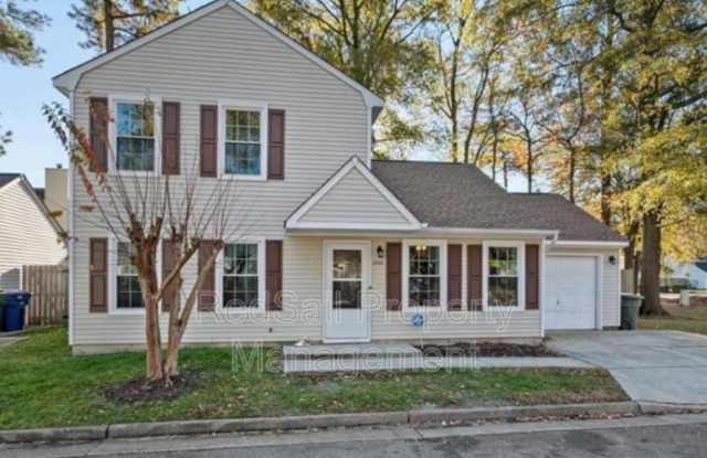 200 S Hunt Club Run photos photos