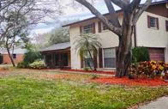 904 Woodmont Ln - 904 Woodmont Lane, Lakeland, FL 33813