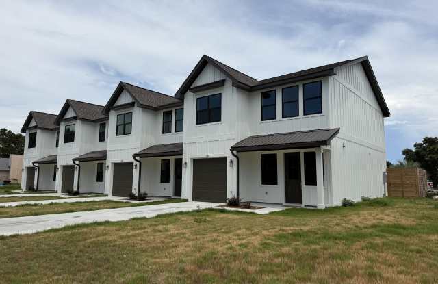 102 Grand Lagoon Shores Drive Gallery 3