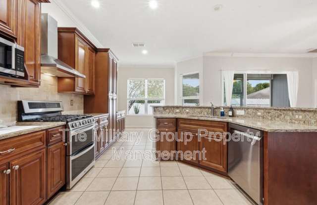 2207 Gardenmoss Drive Gallery 4