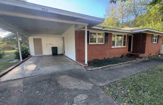 2111 Lufkin Drive Gallery 1