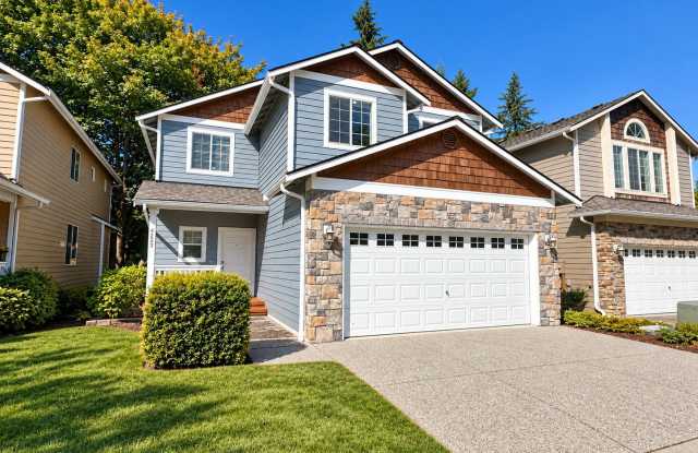 3bd/2.5ba Lynnwood Home Gallery 1
