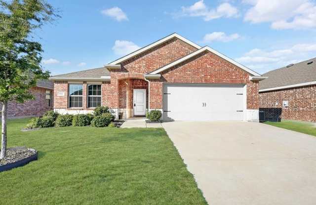 114 NE Harvard Boulevard - 114 Harvard Boulevard, Farmersville, TX 75442