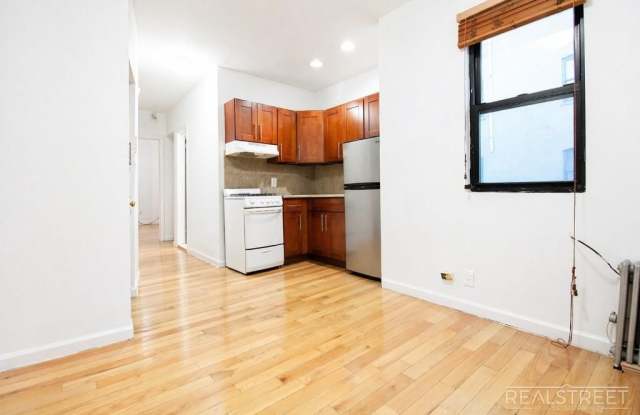 183 Seventh Avenue Gallery 1