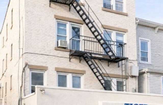 73 4Th St photos photos