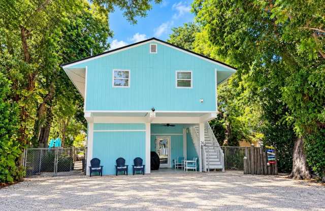 36 Gumbo Limbo Avenue Gallery 1