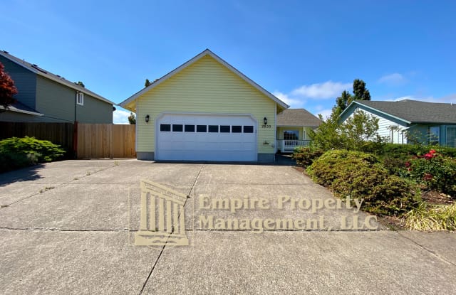 2055 Bonnie Lane - 2055 Bonnie Lane, Springfield, OR 97477